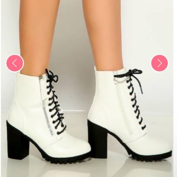 White Booties Chunky Heel 5.5 - Picture 3 of 7